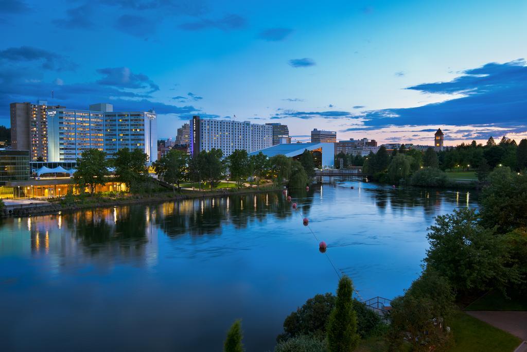 Oxford Suites Spokane Downtown מראה חיצוני תמונה