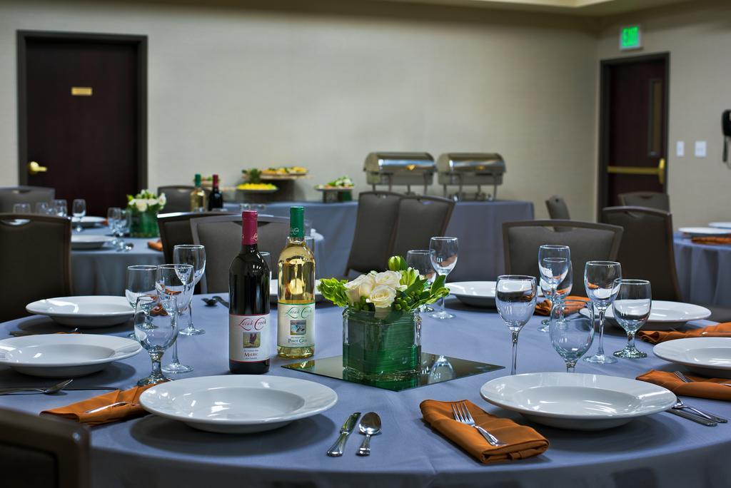 Oxford Suites Spokane Downtown מראה חיצוני תמונה