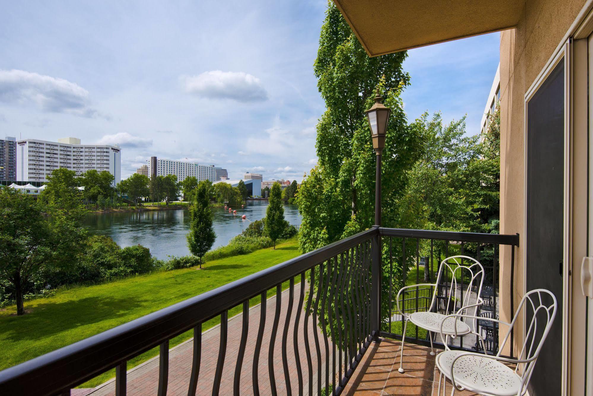 Oxford Suites Spokane Downtown מראה חיצוני תמונה
