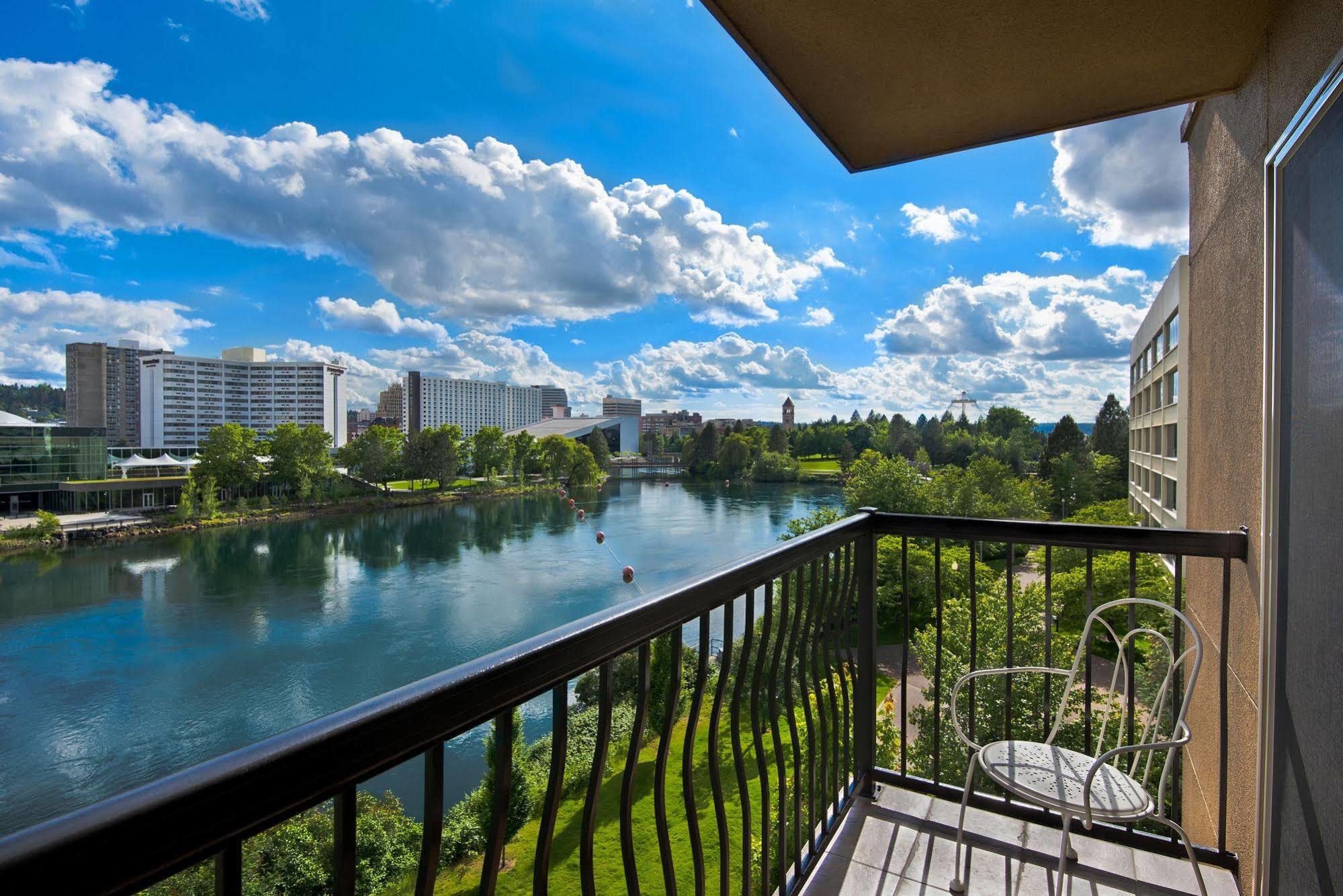 Oxford Suites Spokane Downtown מראה חיצוני תמונה