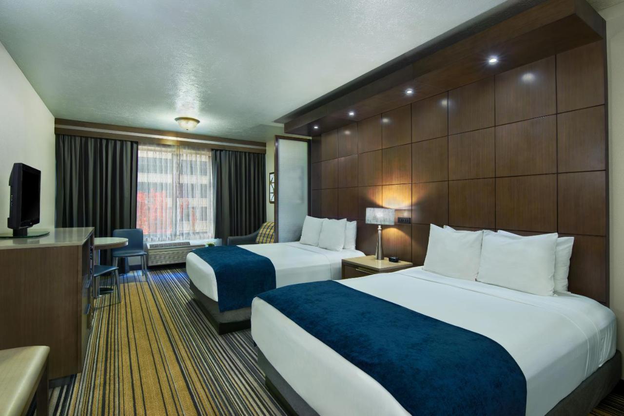 Oxford Suites Spokane Downtown מראה חיצוני תמונה