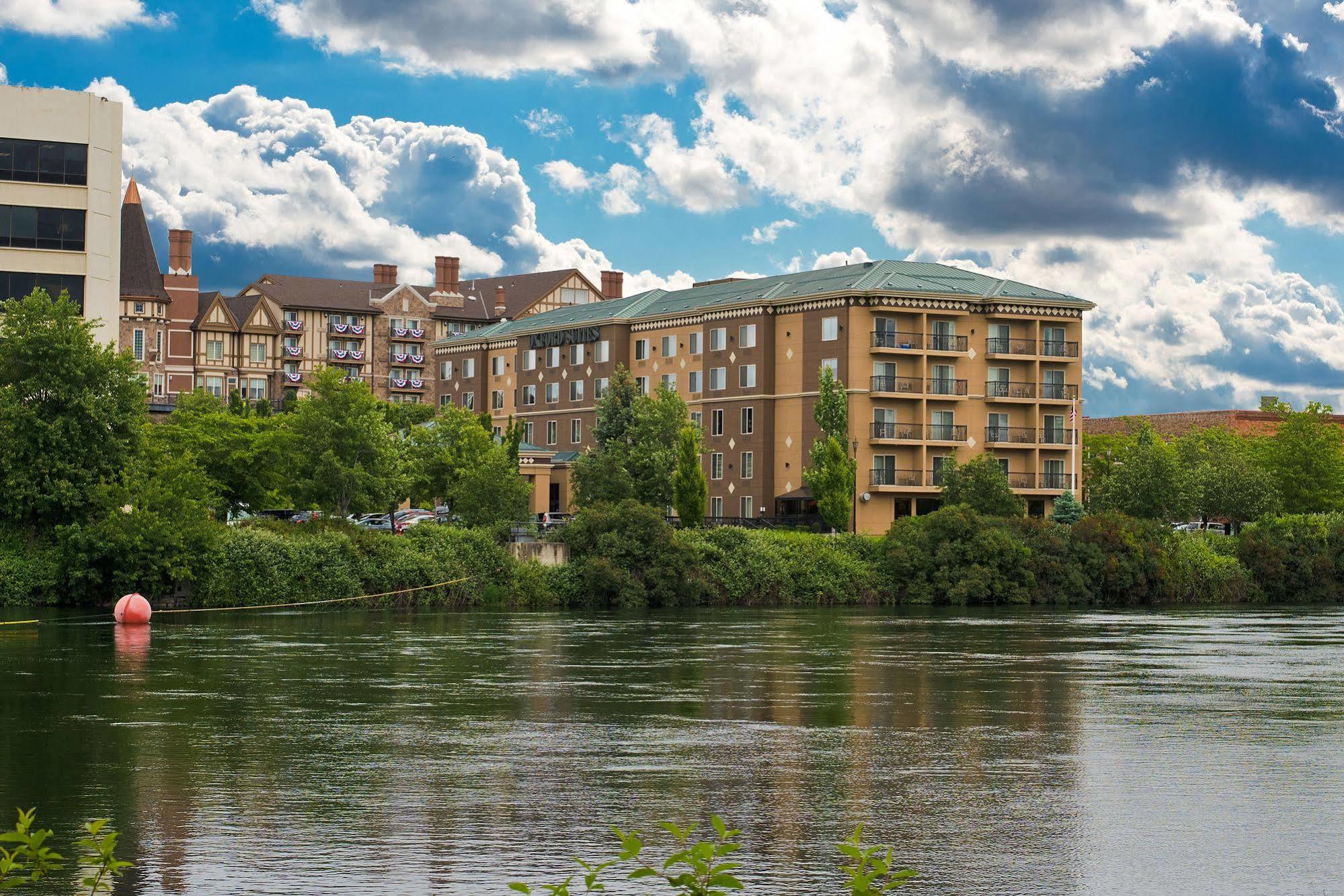 Oxford Suites Spokane Downtown מראה חיצוני תמונה